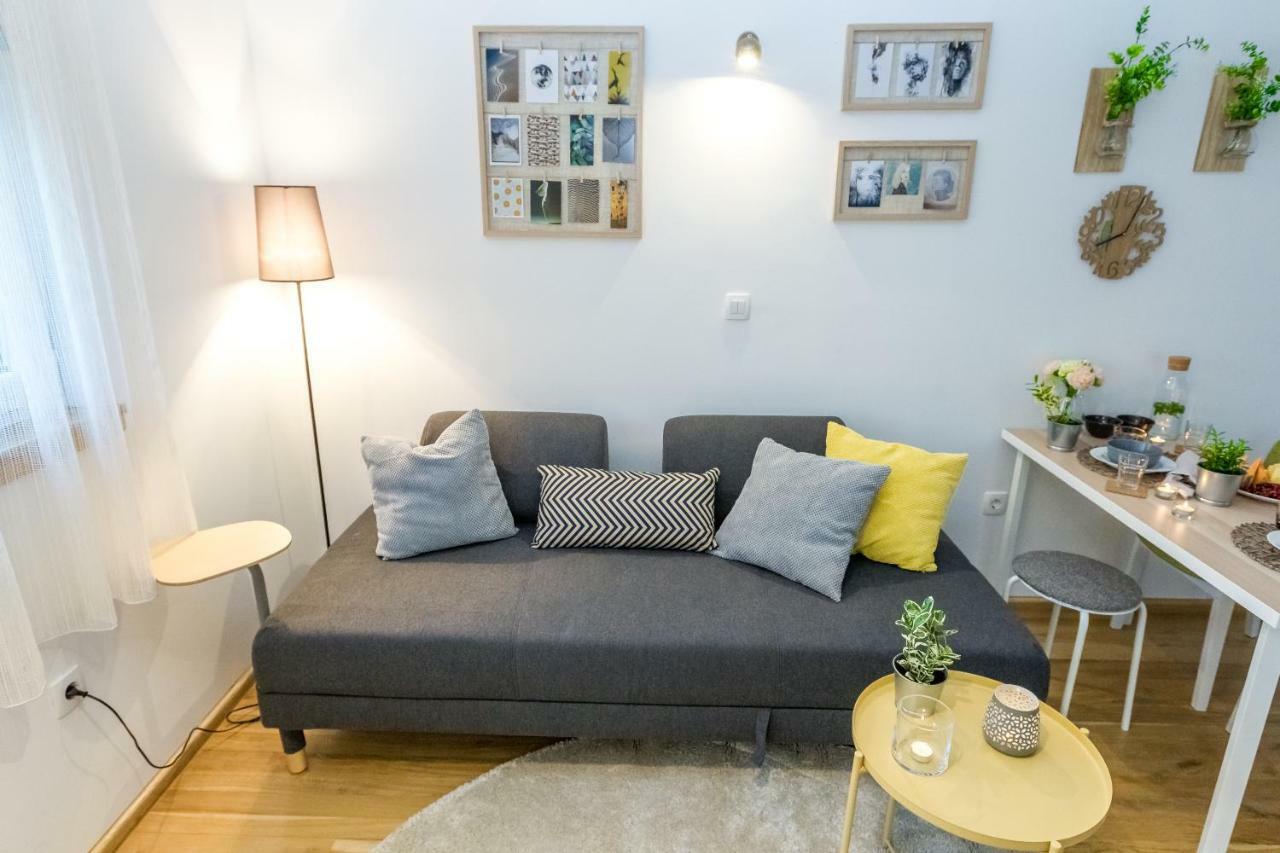 Home Sweet Apartments ザダル エクステリア 写真